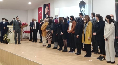 Kaymakamımız Sayın Volkan ÖZER, “24 Kasım Öğretmenler Günü” münasebetiyle ilçemizde düzenlenen kutlama programına katıldı.